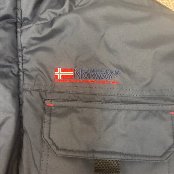 Geographical Norway Jacket Medium Navy Parka Zip Up Hooded Expedition Technical - Picture 8 of 16